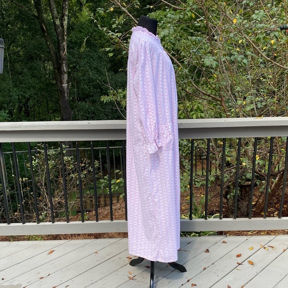 Vintage 80s 90s Flannel Cottagecore Victorian Highneck Floral Nightgown Pajamas - Picture 3 of 10